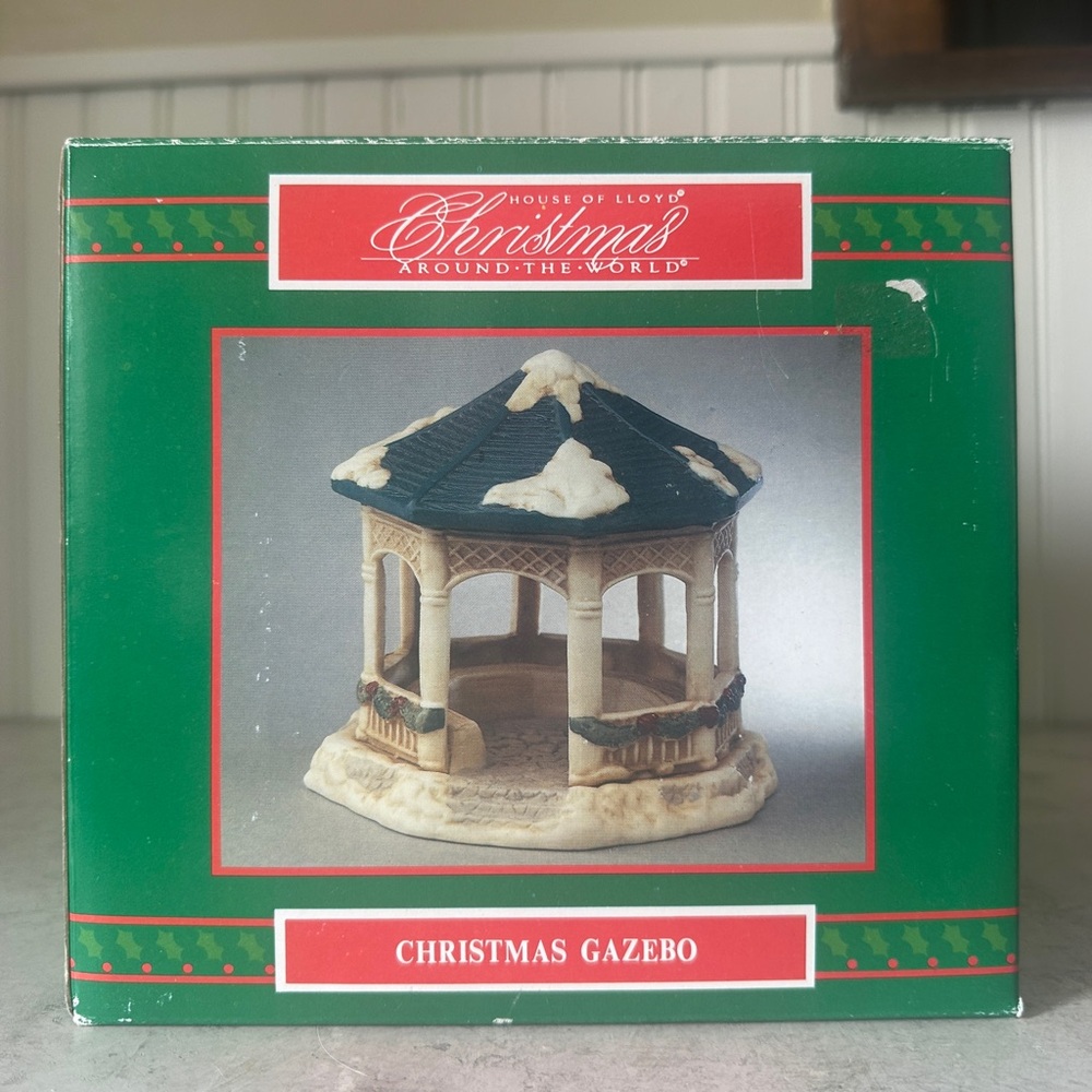 House Of Lloyd Christmas Village Gazebo 541304 1992 Christmas Around The World